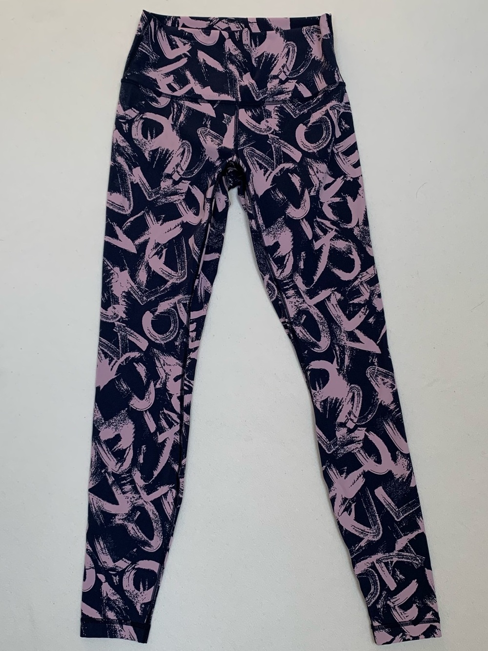 Lululemon Wunder Under High Rise Tight Graffiti Pop Antoinette True Navy Size 6